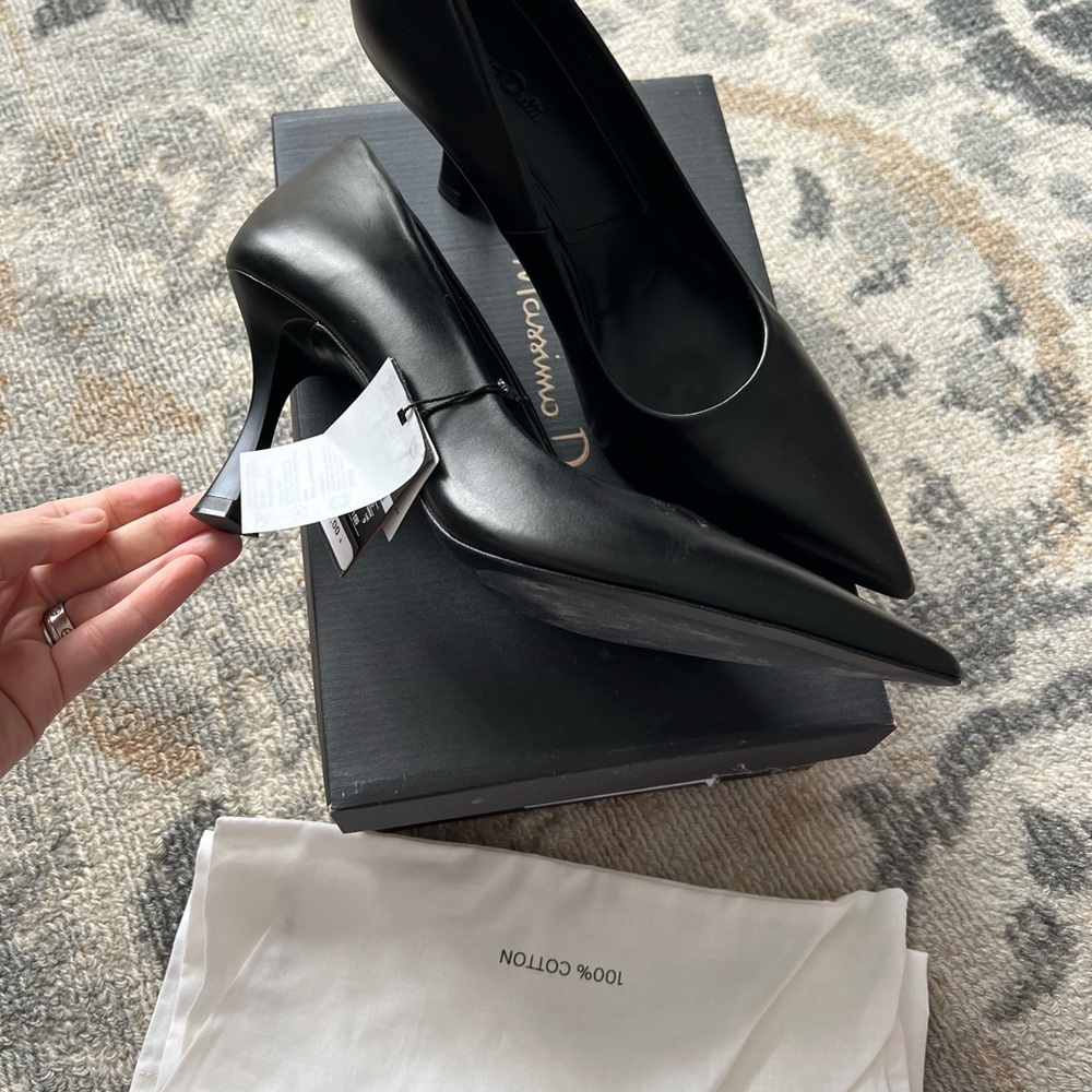 Massimo Dutti Women's Black Pumps
